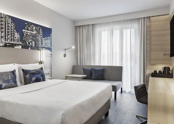 Courtyard By Marriott Hamburg City